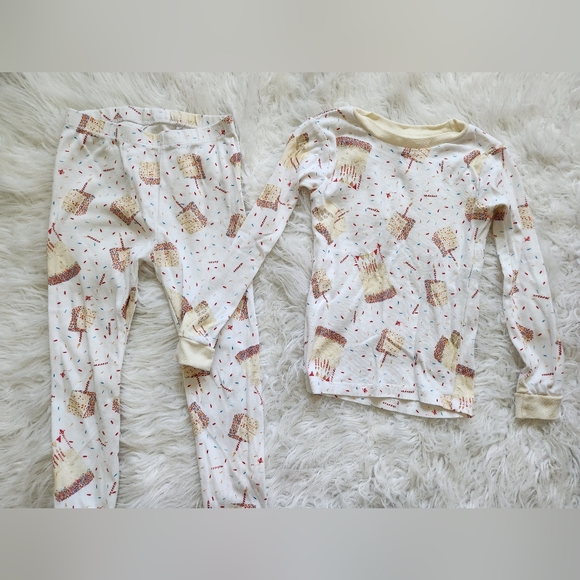 Burts Bee Birthday Pajamas Size 5 - Picture 1 of 1